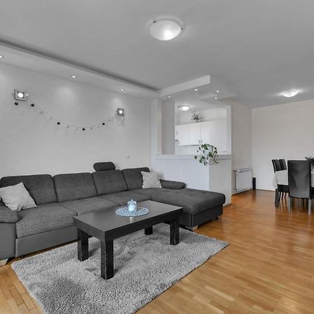Urban Apartment Makarska Exterior photo