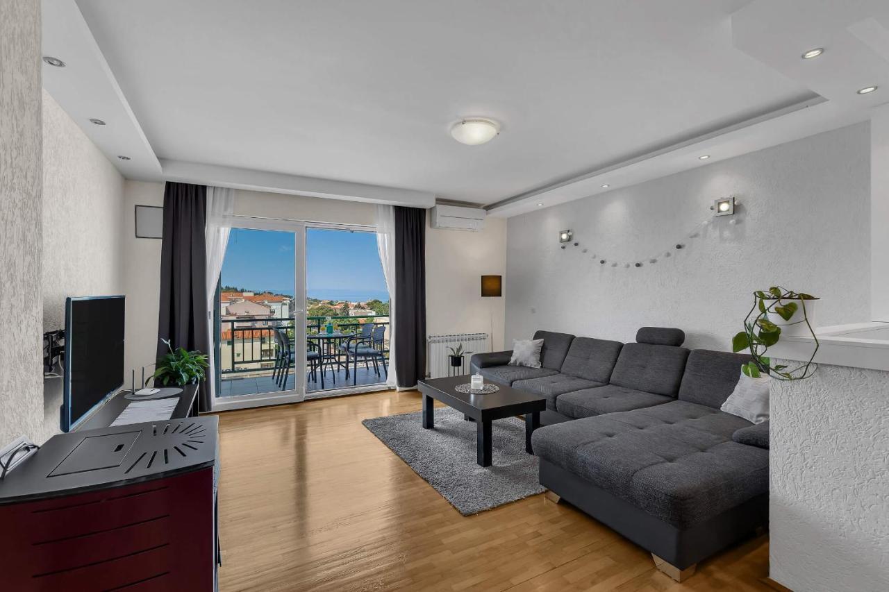 Urban Apartment Makarska Exterior photo