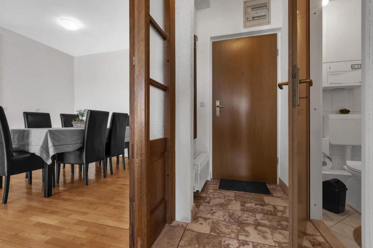 Urban Apartment Makarska Exterior photo