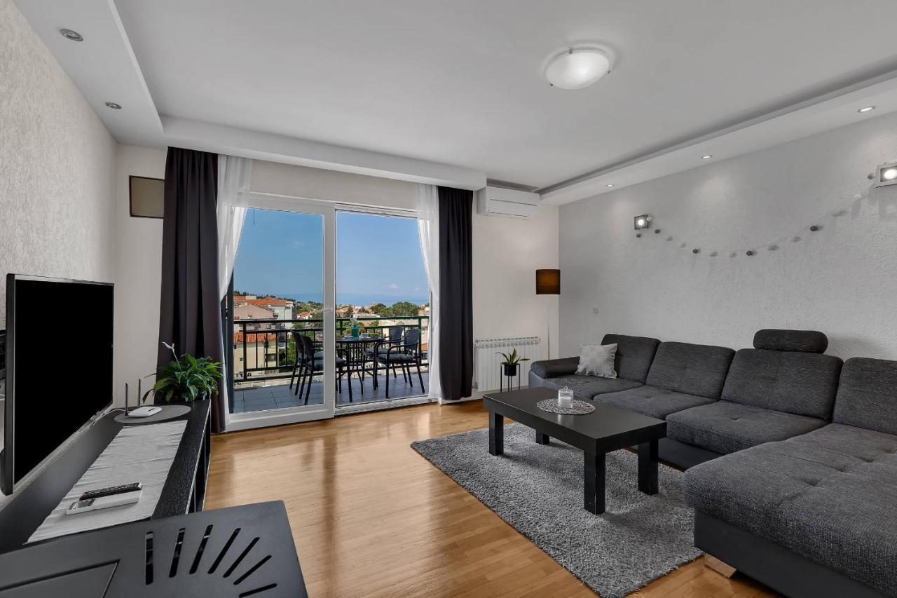 Urban Apartment Makarska Exterior photo